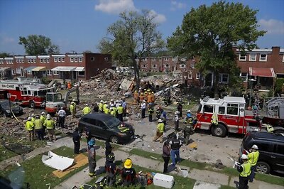 1 dead, 4 rescued after gas explosion levels Baltimore homes