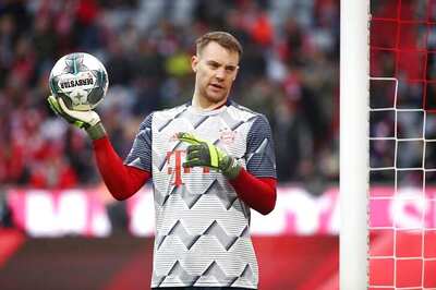 Manuel Neuer's Stalled Contract Talks at Bayern Munich Baffle Lothar Matthaeus
