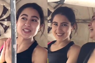 Sara Ali Khan Enjoys An Auto Ride Again, Video From Mumbai Streets Go Viral