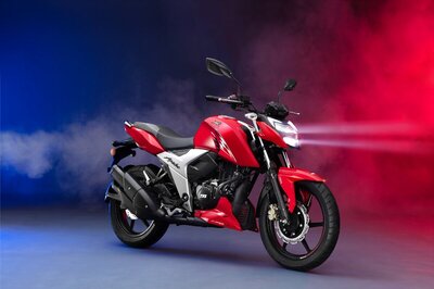 2021 TVS Apache RTR 160 4V With SmartXonnect Technology Launched in Bangladesh