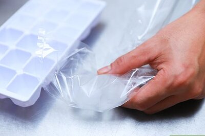 How to Remove Chewing Gum from a Car Seat