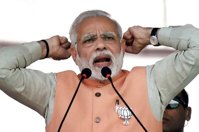 Armed With 7 Deadly 'Sins' of Congress, the Combative  NaMo of Old is Back