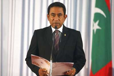Outgoing Maldives President Blames Defeat on 'Disappearing Ink'