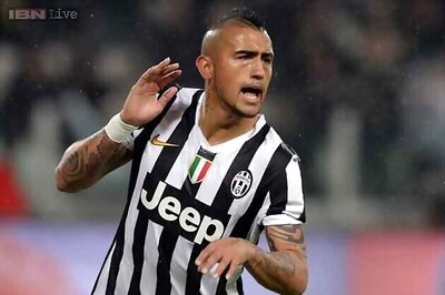 Juventus stay eight clear after 12th straight win