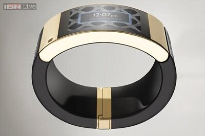 MICA: Intel's smart bracelet with a sapphire curved screen targets fashion-conscious women