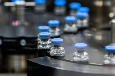 Health Minister Urges Pharma Industry to Work Towards Increasing Share of Generic Drugs