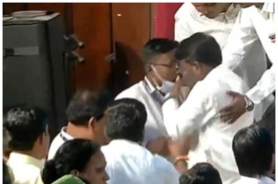 Walking Down the Stage at Pune Event, BJP MLA Slaps Cop; Leaves His Smiling Face Stunned | WATCH