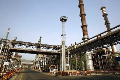 India pegs 2015/16 growth at 7.6%; GDP grows 7.3% in December quarter