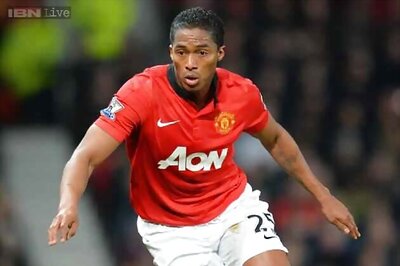 Valencia signs new three-year deal at Manchester United