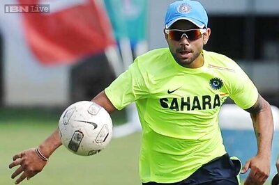 MS Dhoni, Virat Kohli doubtful for gala ISL opening