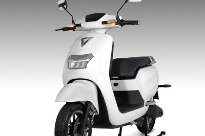Omega Seiki Mobility Unveils Zoro and Fiare Electric Scooters, Opens Pune Dealership