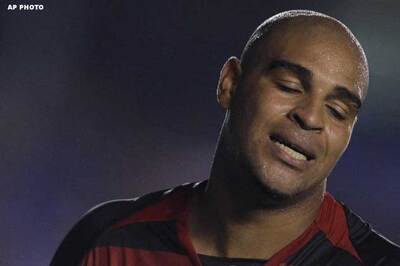 Ronaldinho, Adriano out of Brazil's initial roster