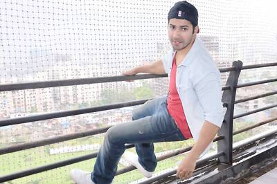 If Banning Actors Can Stop Terrorism, Government Should do it: Varun Dhawan