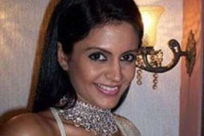 Moral police runs after Mandira again