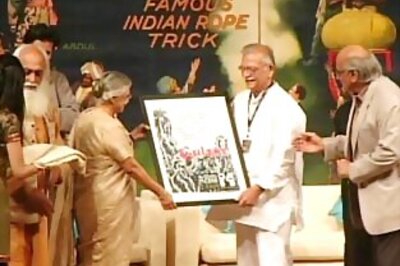 Gulzar gets lifetime award at Osian Film Festival