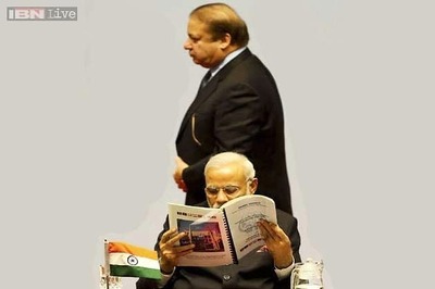 Pakistan stalls India-backed SAARC pacts, Modi to hold bilateral meeting with all but Sharif