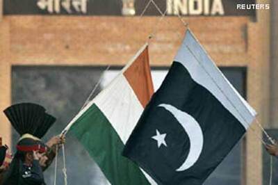 LoC killings: Pakistan Parliament passes resolution condemning attacks by Indian forces
