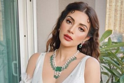 Sexy! Shama Sikander Flaunts Her Ample Cleavage In White Choli, Hot Photo Goes Viral; See Here