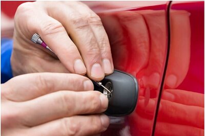 80-Year-Old US Woman Fell Asleep in Her Parked Car, Woke up to Find it Missing