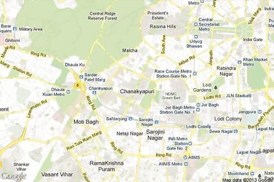 Delhi: Unidentified persons beat up Pak diplomat