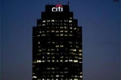Hit by financial crisis, Citigroup looks for partners