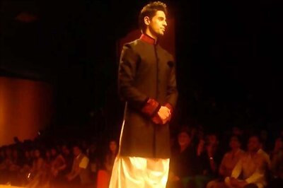 Snapshot: Sidharth Malhotra walks the ramp at WIFW