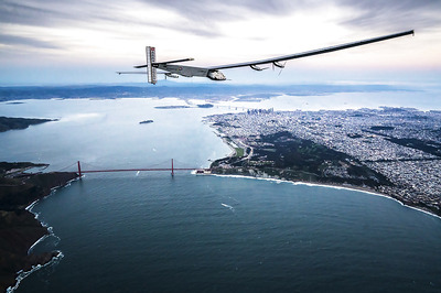 Sun-Powered Solar Impulse 2 Aircraft Reaches Statue of Liberty