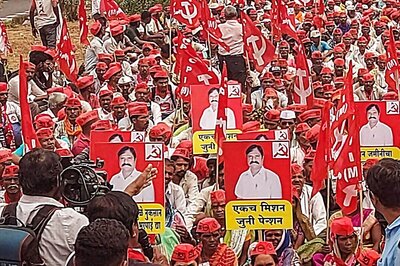 Farmers' Long March Halts at Mumbai's Outskirts, to Wait till Govt Accepts All Demands