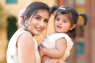 Charu Asopa Slams Trolls, Says Her Daughter Looks Old Because 'Her Bua and Father Are Like That'