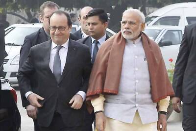 Hollande, Modi to discuss Rafale jet deal; intergovernmental agreement to be signed