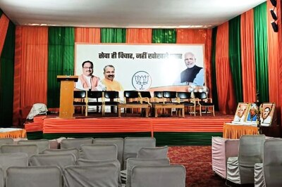 No 'Booth Polish' for MCD: 3 Reasons Why BJP Lost the Delhi Plot despite Giving Flats to Slum Dwellers