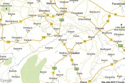 Woman Congress leader roughed up by cops during anti-encroachment drive