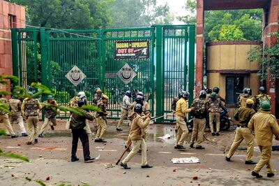 Jamia Violence: Delhi Police Tells HC It Entered University With 'Legitimate Objective' to Restore Order