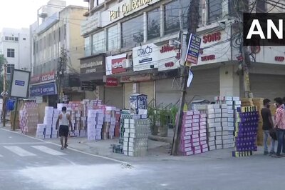 Delhi Trader Bodies Say Managing Crowds Beyond Their Control, Onus on Enforcement Agencies