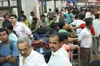 Tech glitch in Mumbai Airport leaves passengers stranded
