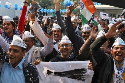 AAP Dissolves Its Gujarat Unit Ahead of Assembly Polls, to Set Up New Committees