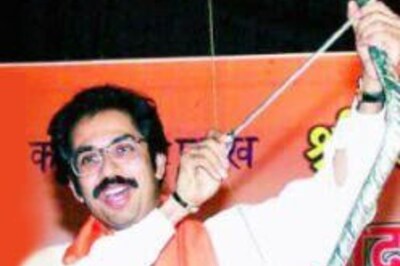 Sena fights for jobless mill workers