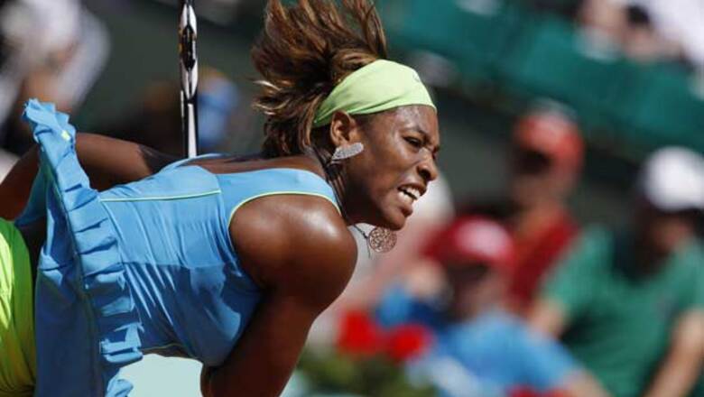 Serena outplays Voegele in 1st round