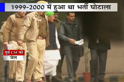 Chautala supporters create chaos at Rohini court