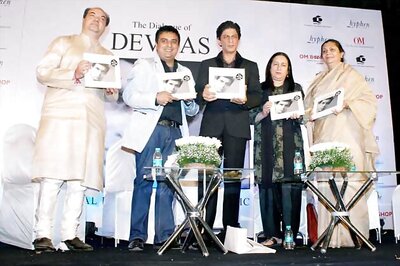 Idiots like me copy Dilip Kumar: Shah Rukh Khan