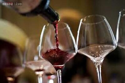 Nightlife deadline extended to 2 AM on New Year's eve