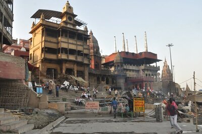 UP Govt Plans ‘Asthi Bank’ at Varanasi's Manikarnika Ghat to Preserve Ashes for Immersion