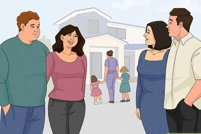 How to Do a Nanny Share: Price, Schedule, & More