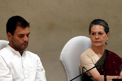 Sonia, Rahul to address over a dozen rallies in Bihar