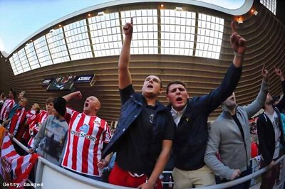 Sunderland ban fans for standing