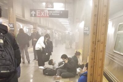16 Injured in New York Subway Shooting; Police Looking for Suspect in Gas Mask, Construction Vest