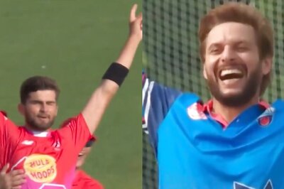 Sasur-Damaad Shahid Afridi, Shaheen Afridi Take Two Wickets Each on Same Day; Pull Off Identical Celebrations | WATCH