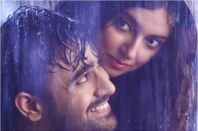 Teri Aankhon Mein: Divya Khosla Kumar, Pearl V Puri Create Magic in New Romantic Song