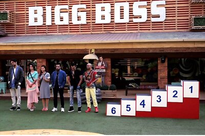 Bigg Boss 11, January 1, 2018 Update: Akash and Puneesh Are Safe; Hina, Shilpa Regret Saving Them