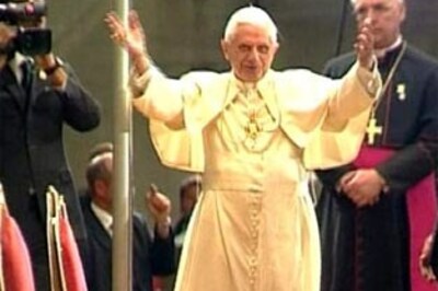 World wipes: Pope meets Saudi monarch